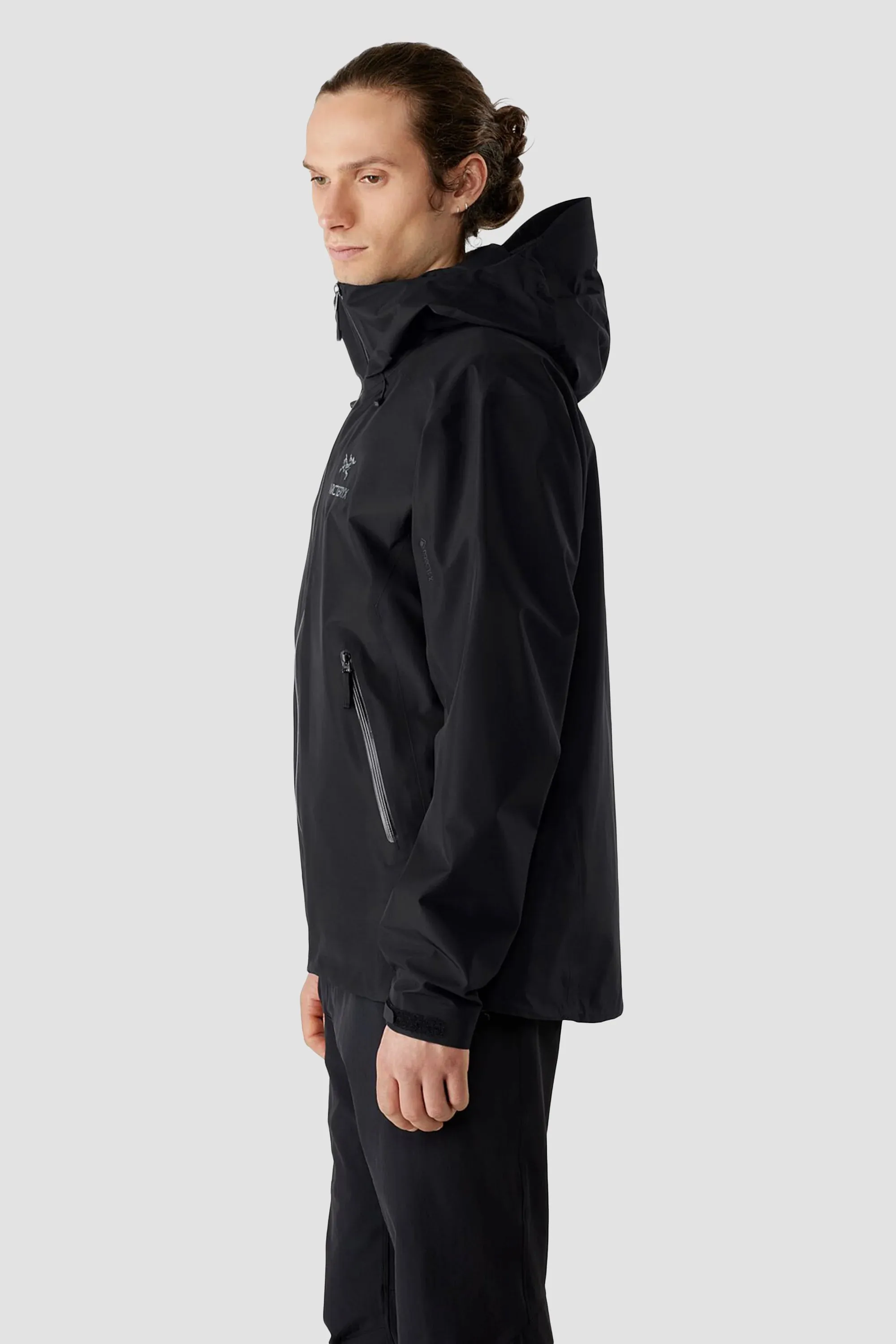 Arc'teryx Men's Beta LT Jacket in Black