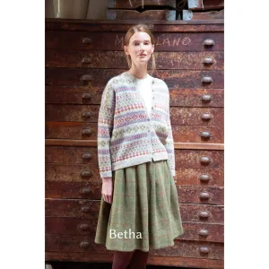 Betha Yarn Set in Marie Wallin's British Breeds from CHERISH