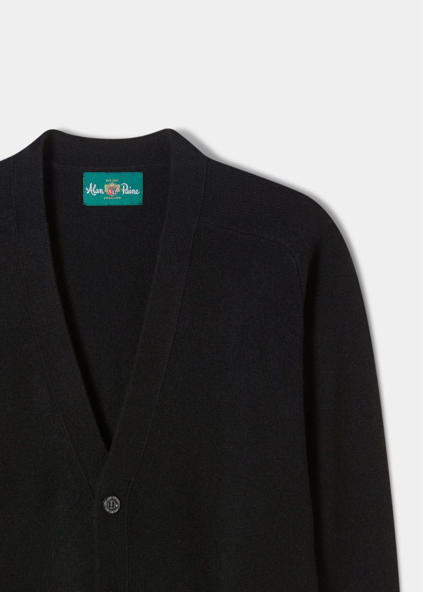 Cornwall Lambswool Cardigan in Black - Classic Fit